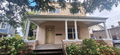 3816 Bucyrus Ave, Cleveland, OH, 44109-3928 | Card Image