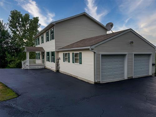 10 Ashlyn Dr, Marlboro, NY, 12542-5521 | Card Image