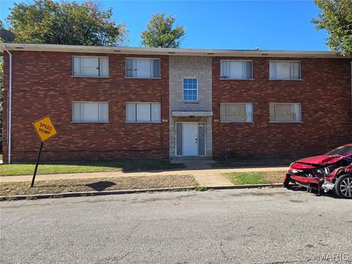 5720 Thekla Ave, Saint Louis, MO, 63120-1900 | Card Image