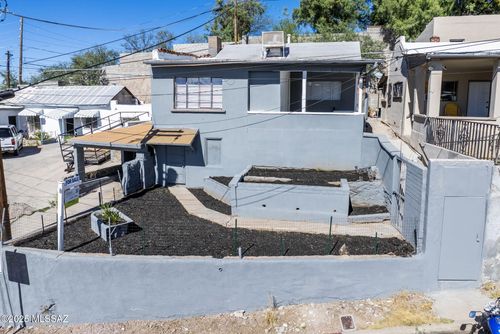 111 E Dumbauld St, Nogales, AZ, 85621-3103 | Card Image