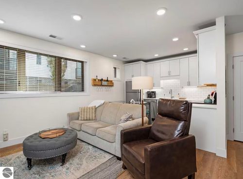 3-135 E Eighth, Traverse City, MI, 49684 | Card Image