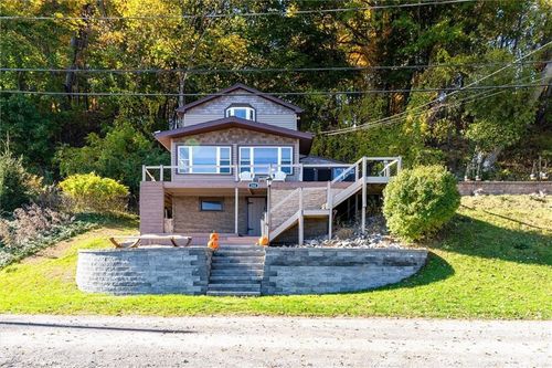 266 Bay Front Ln S, Irondequoit, NY, 14609-7929 | Card Image