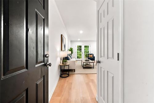 203-5095 Roswell Road, Sandy Springs, GA, 30342 | Card Image