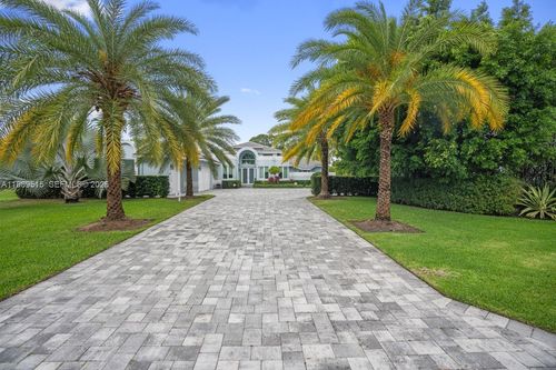 8179 Lakeview Dr, West Palm Beach, FL, 33412-2429 | Card Image