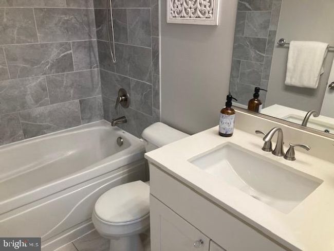 8305 Bletzer Rd, House other with 4 bedrooms, 4 bathrooms and null parking in DUNDALK MD | Image 33