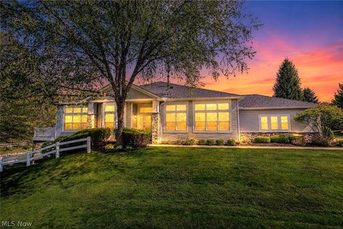 330 Blossom Ln, Chagrin Falls, OH, 44022-5108 | Card Image
