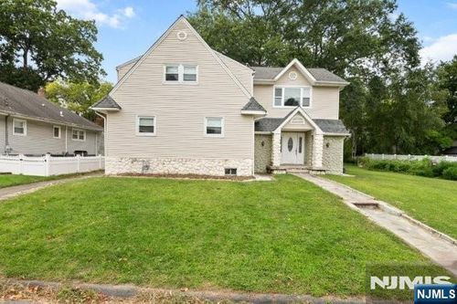 71 6th St, Cresskill, NJ, 07626-2503 | Card Image