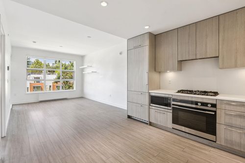 411-707 E 3rd St, North Vancouver, BC, V7L1G8 | Card Image