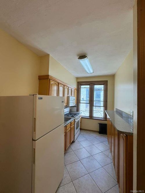 26-28 96th Street, New York, NY, 11369 | Card Image