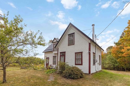 581 Stanburne Rd, Stanburne, NS, B0R1A0 | Card Image