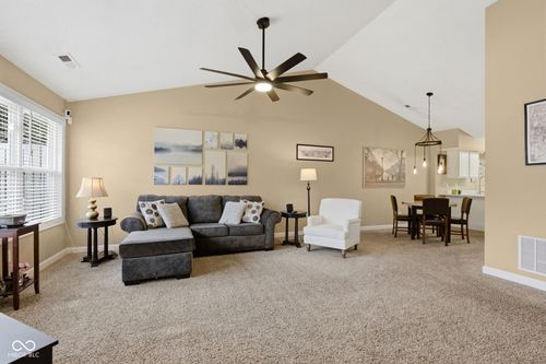 5417 Loggia Way, Indianapolis, IN, 46237-4250 | Card Image
