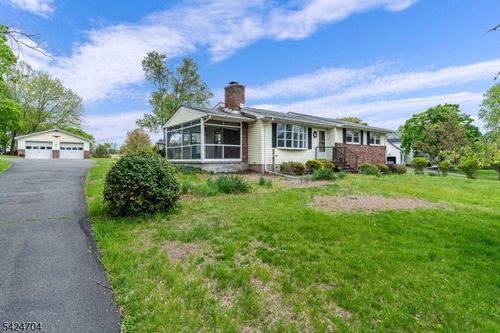 123 Lilac Dr, Annandale, NJ, 08801-3454 | Card Image
