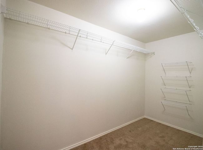 124 Pointe Loop, House other with 3 bedrooms, 2 bathrooms and null parking in Cibolo TX | Image 9