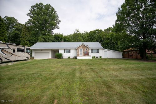 738 Shallow Run St, Minerva, OH, 44657-1139 | Card Image