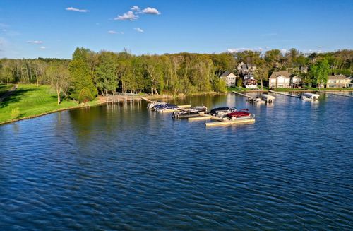 21018 Karoline Ct N, Forest Lake, MN, 55025-8399 | Card Image