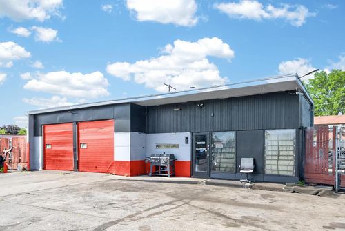 6333 W Fond Du Lac Avenue, Milwaukee, WI, 53218 | Card Image