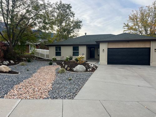 2050 E Gyrfalcon Dr, Sandy, UT, 84092-4059 | Card Image