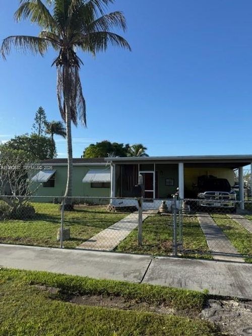 1570 Ne 15th St, Homestead, FL, 33033 | Card Image