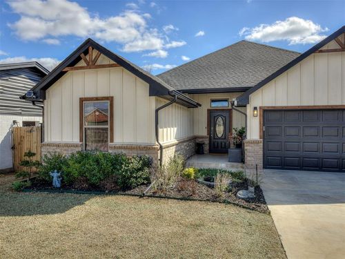 712 Nw 110th St, Oklahoma City, OK, 73114-6823 | Card Image