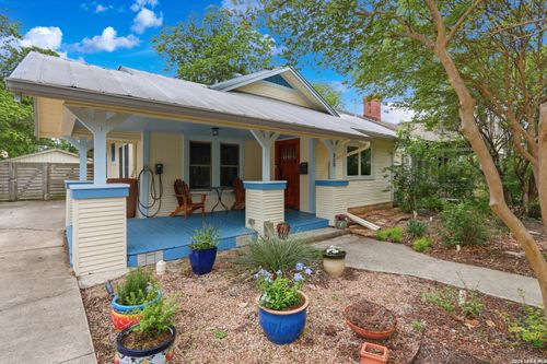 310 Queen Anne Ct, San Antonio, TX, 78209-6625 | Card Image