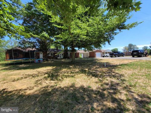 3736 Massaponax Church Rd, FREDERICKSBURG, VA, 22408-8797 | Card Image