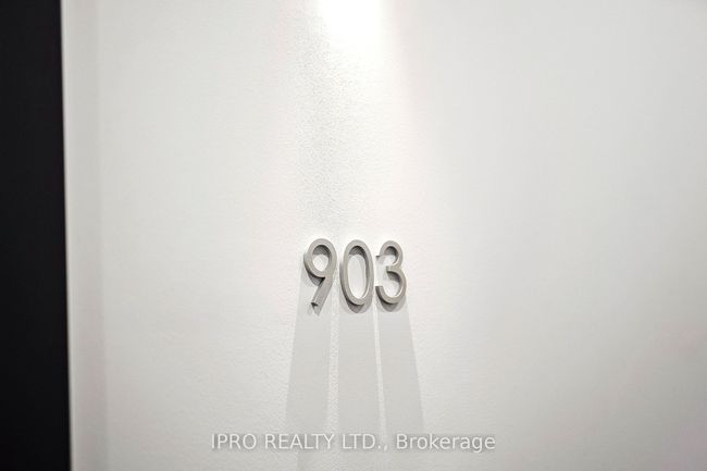 903 - 16 Concord Pl, Condo with 2 bedrooms, 2 bathrooms and 2 parking in Grimsby ON | Image 5