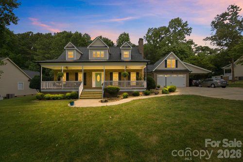 7073 Ridgeway Rd, Stanley, NC, 28164-9754 | Card Image