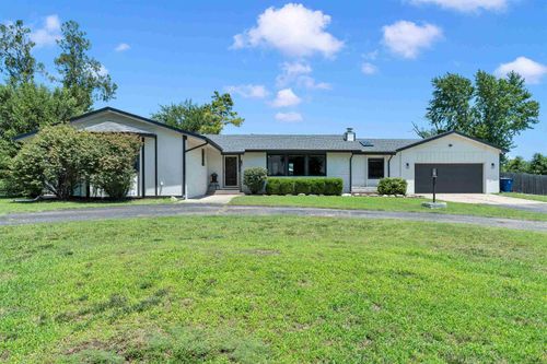 206 E Hamlin, Andover, KS, 67002 | Card Image