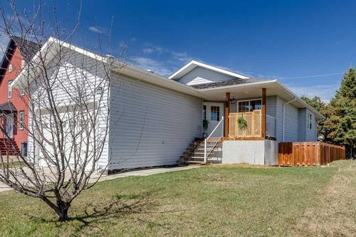 14-00829 20 Street, Spruce View, AB, T0M1V0 | Card Image