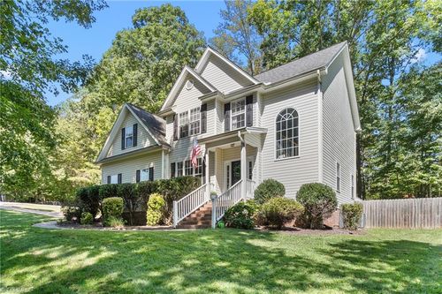 213 Woodsong Dr, Stokesdale, NC, 27357-8285 | Card Image