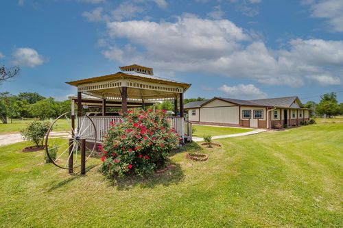 20426 Bracewell Rd, Bedias, TX, 77831-5282 | Card Image