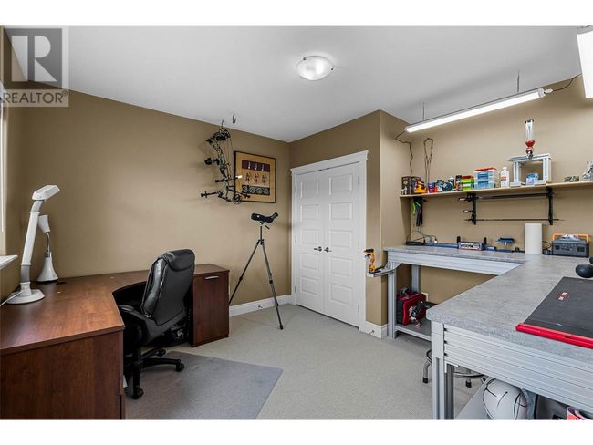 2022 Hugh Allan Dr, House other with 6 bedrooms, 3 bathrooms and 6 parking in Kamloops BC | Image 33