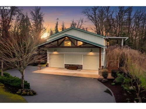 5601 S Anderson Rd, Aurora, OR, 97002-9326 | Card Image