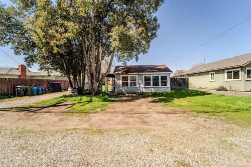 285 S Barrett, Yuba City, CA, 95991 | Card Image