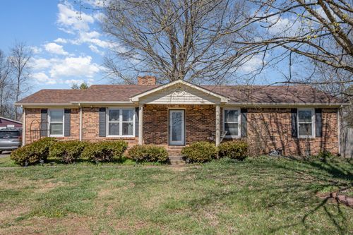 561 Campfire Dr, Murfreesboro, TN, 37129-4019 | Card Image
