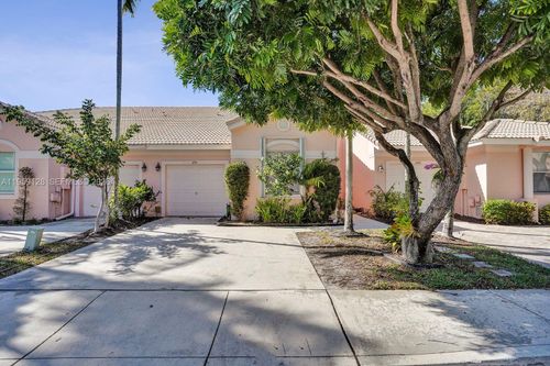 274 Coral Trace Ln, Delray Beach, FL, 33445-3427 | Card Image