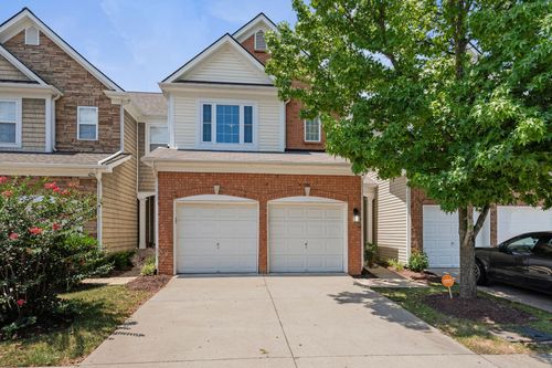 427 Lazy Creek Ln, Nashville, TN, 37211-6736 | Card Image