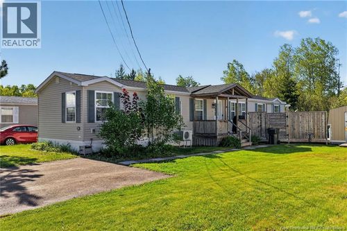 74 Ulysse Dr, Dieppe, NB, E1A7C1 | Card Image