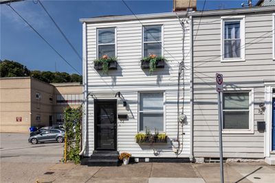 72 S 11th St, House other with 2 bedrooms, 2 bathrooms and null parking in South Side PA | Image 1