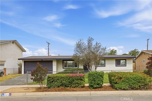 1520 S San Dimas Ave, Bloomington, CA, 92316-2128 | Card Image