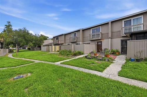 7906 Tangerine Dr, TEMPLE TERRACE, FL, 33637-6554 | Card Image