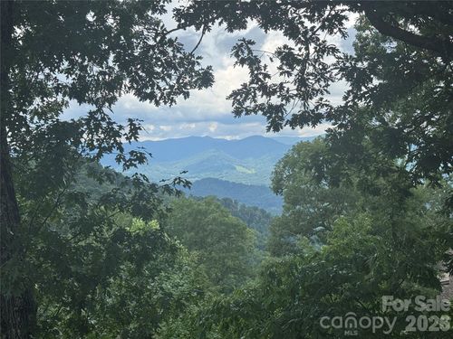 304-10 Stoney Falls Loop, Burnsville, NC, 28714-1829 | Card Image