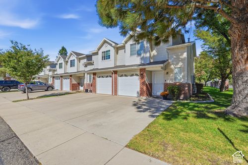 3204 W Monterey Pine Ln S, West Jordan, UT, 84088 | Card Image