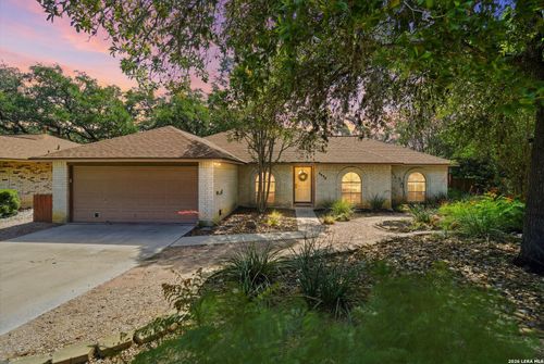 8402 Crooked Sky St, San Antonio, TX, 78254-2615 | Card Image