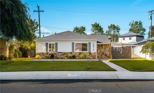 10919 See Dr, Whittier, CA, 90606 | Card Image