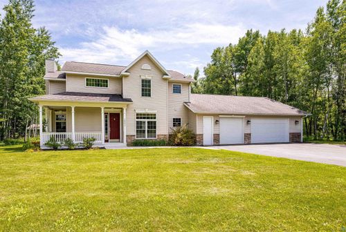 2802 Parkwood Ln, Duluth, MN, 55811-5826 | Card Image