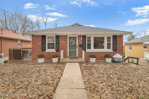 1831 W Mccarty St, Jefferson City, MO, 65109-1254 | Card Image
