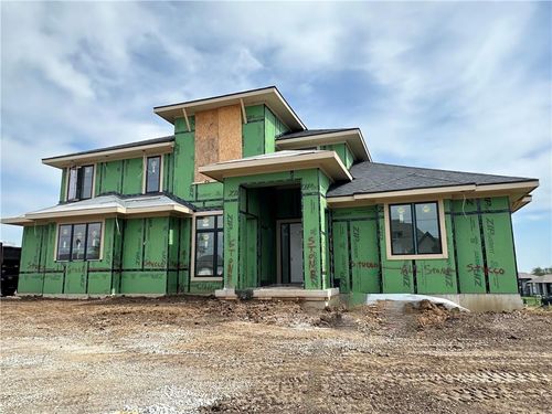 17325 Larsen St, Overland Park, KS, 66221-8558 | Card Image