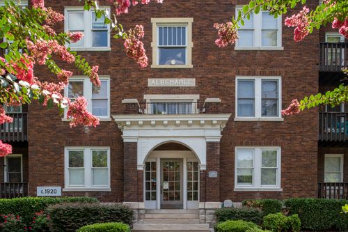 apt-a8-2120 Belmont Blvd, Nashville, TN, 37212-4540 | Card Image