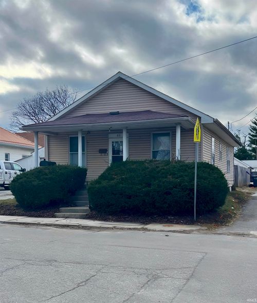 611 N Indiana Ave, Kokomo, IN, 46901-3343 | Card Image